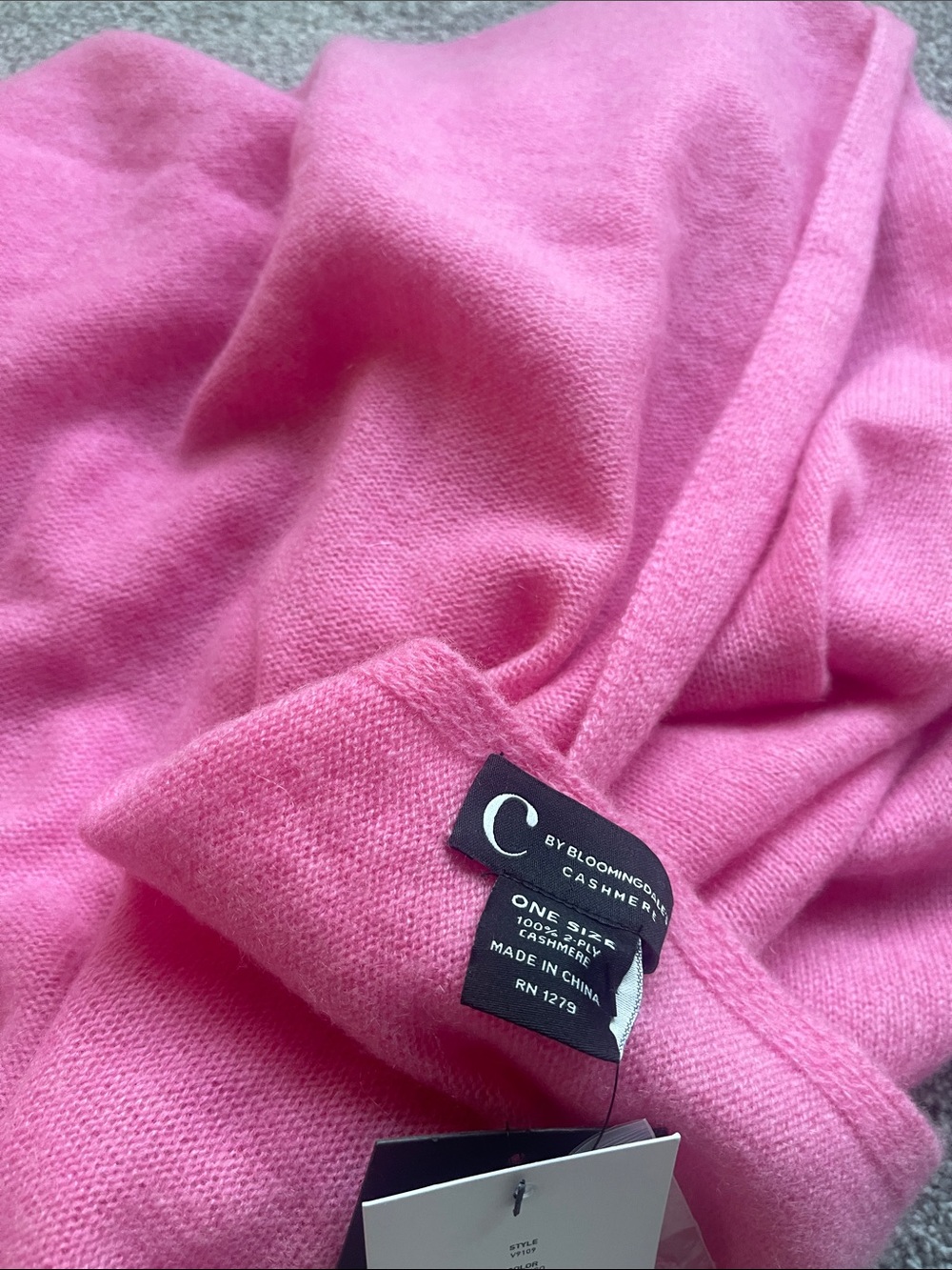 Cashmere wrap/scarf Women's Cozy Wrap Scarf  price is for one pink or blue - Picture 10 of 16